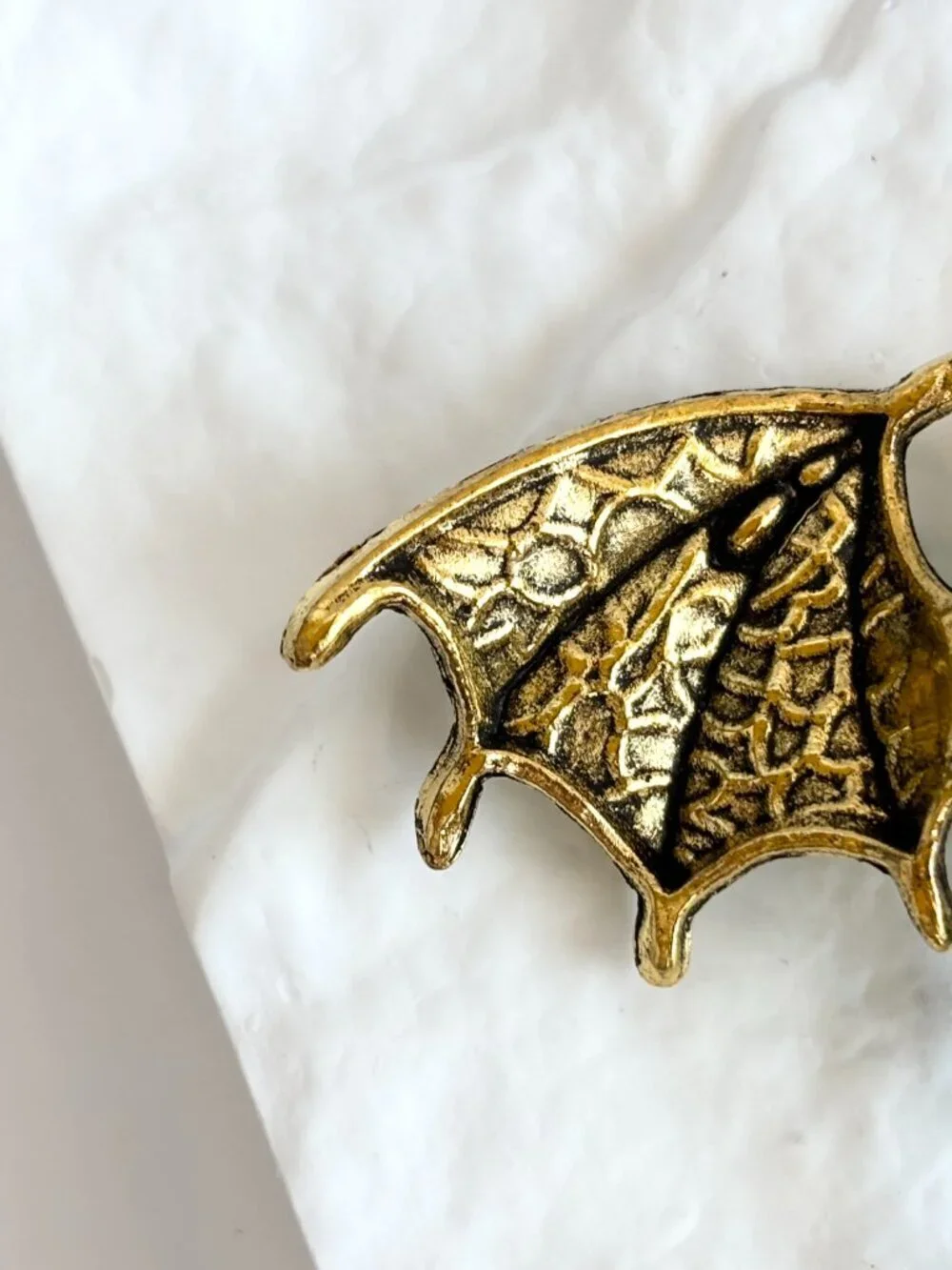 Dragon Figural Green Enameled Rhinestone Accented Gold Toned Brooch Pin